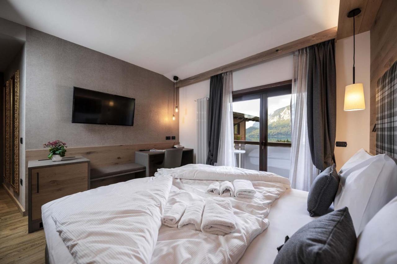Ariston Lake View Hotel Molveno Luaran gambar