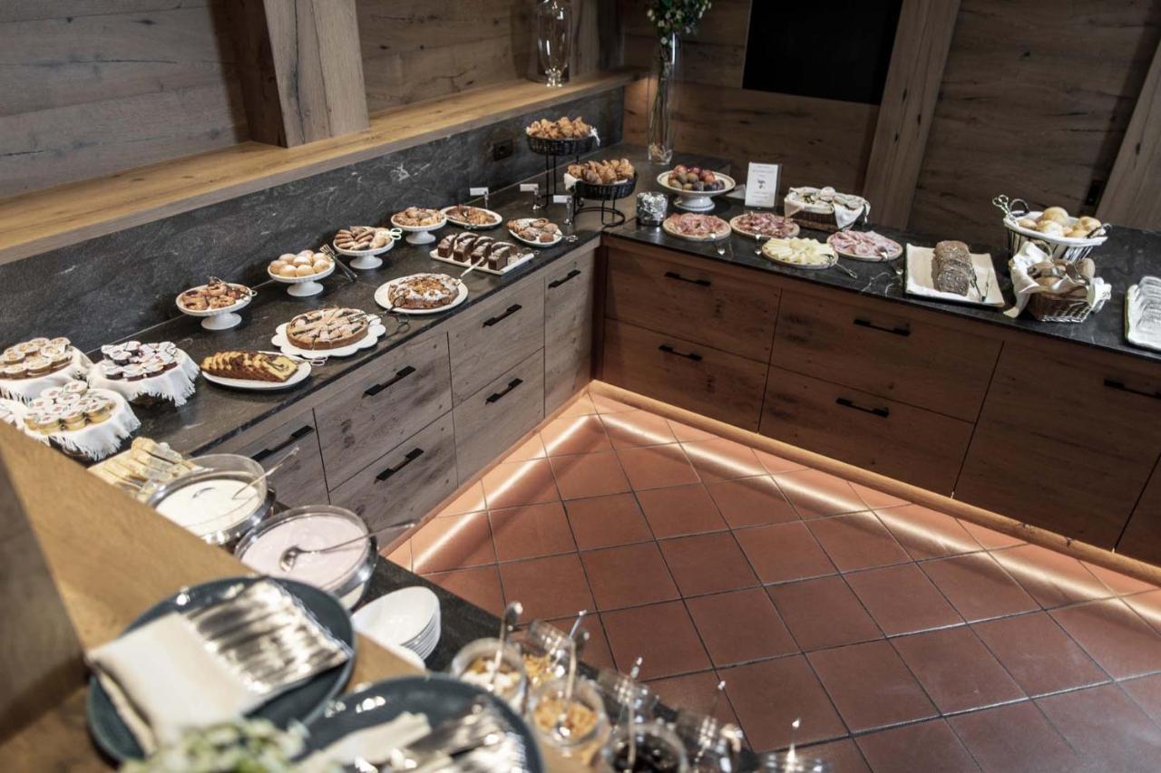 Ariston Lake View Hotel Molveno Luaran gambar