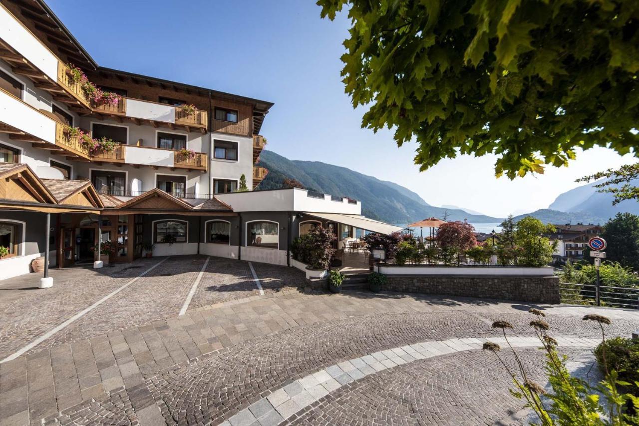 Ariston Lake View Hotel Molveno Luaran gambar