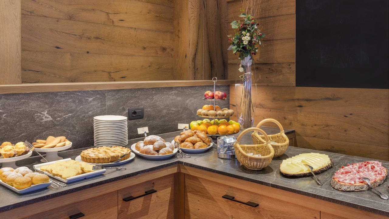 Ariston Lake View Hotel Molveno Luaran gambar